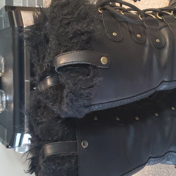 snow boots - Picture 7 of 8